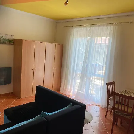 Appartement Arsenal Sorhazi