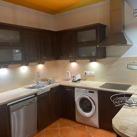 Arsenal Sorhazi Apartment