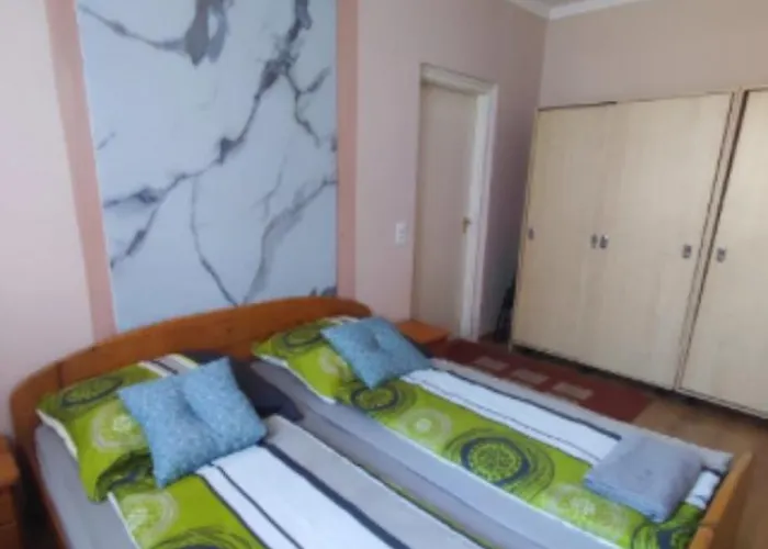 Arsenal Sorhazi Apartmán